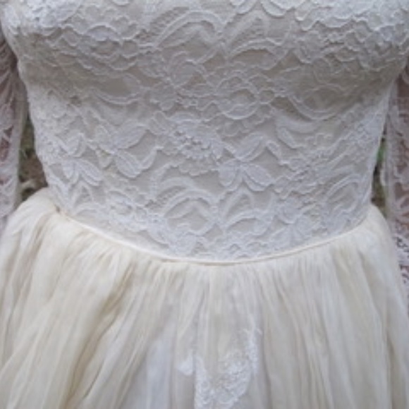 Antique Vintage Wedding Dress - Picture 2 of 8